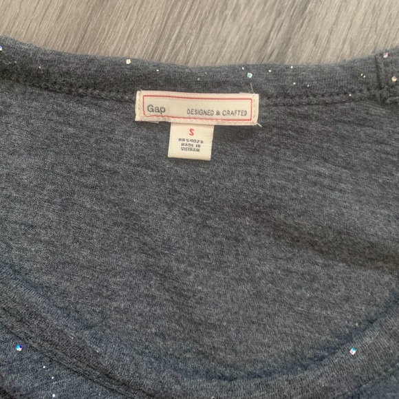 Gap Designed and Crafted Gray Sequin Shirt - Picture 2 of 3
